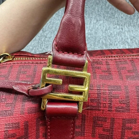 Fendi Leather Hand Bag 525-060625